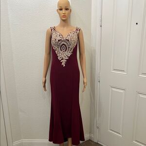 Let’s Elegant Burgundy Evening Dress Large VNeck Padded Beaded Gold Floral Maxi
